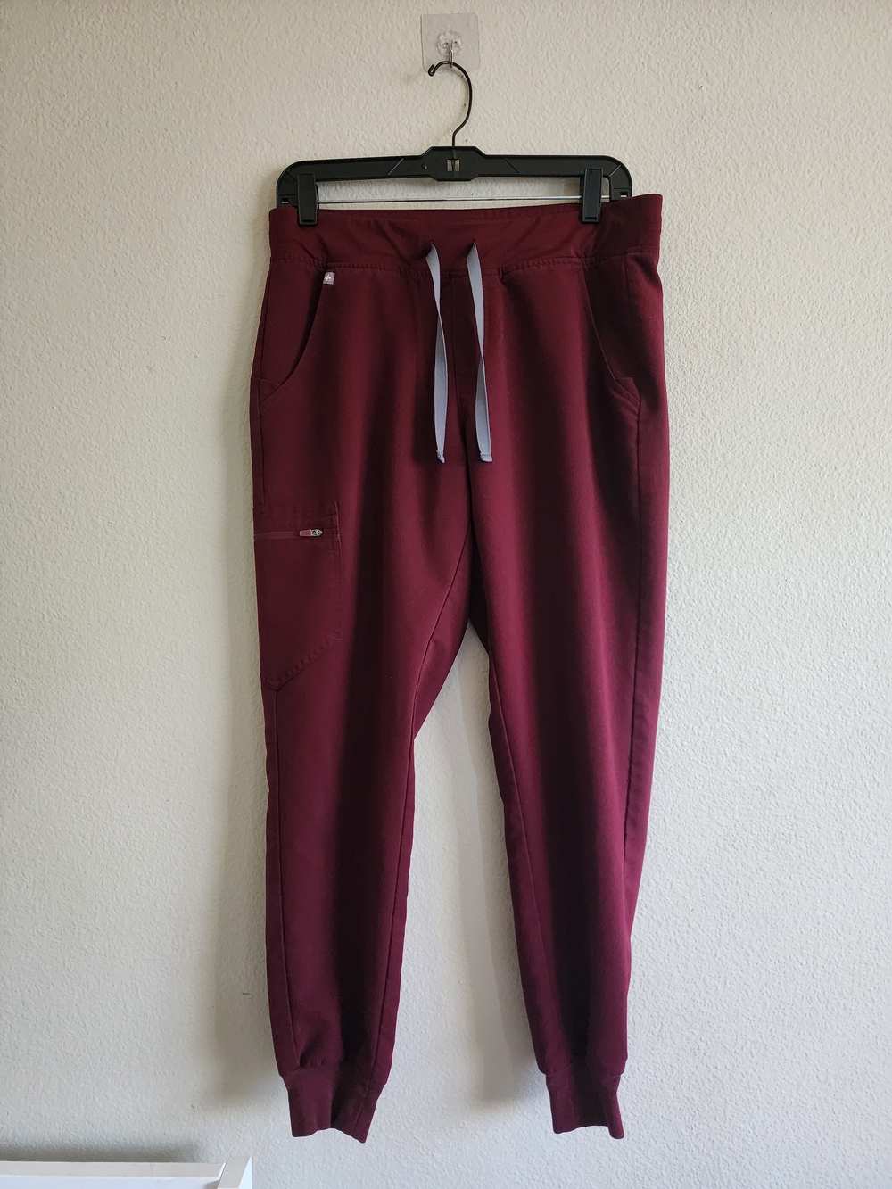 FIGS Technical Collection Women's Zamora Jogger Scrub Pants Burgundy Medium